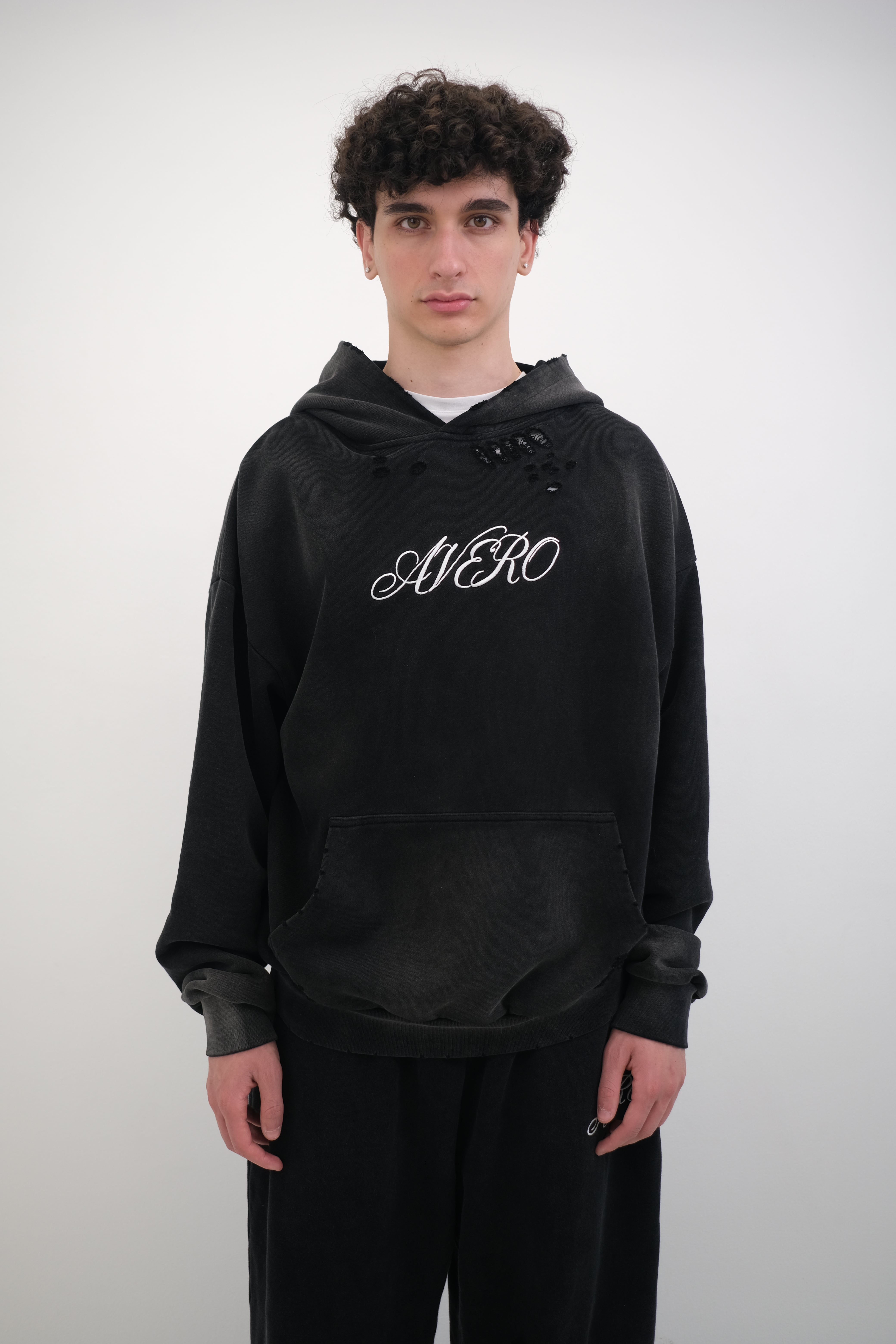 AVERO coal hoodie