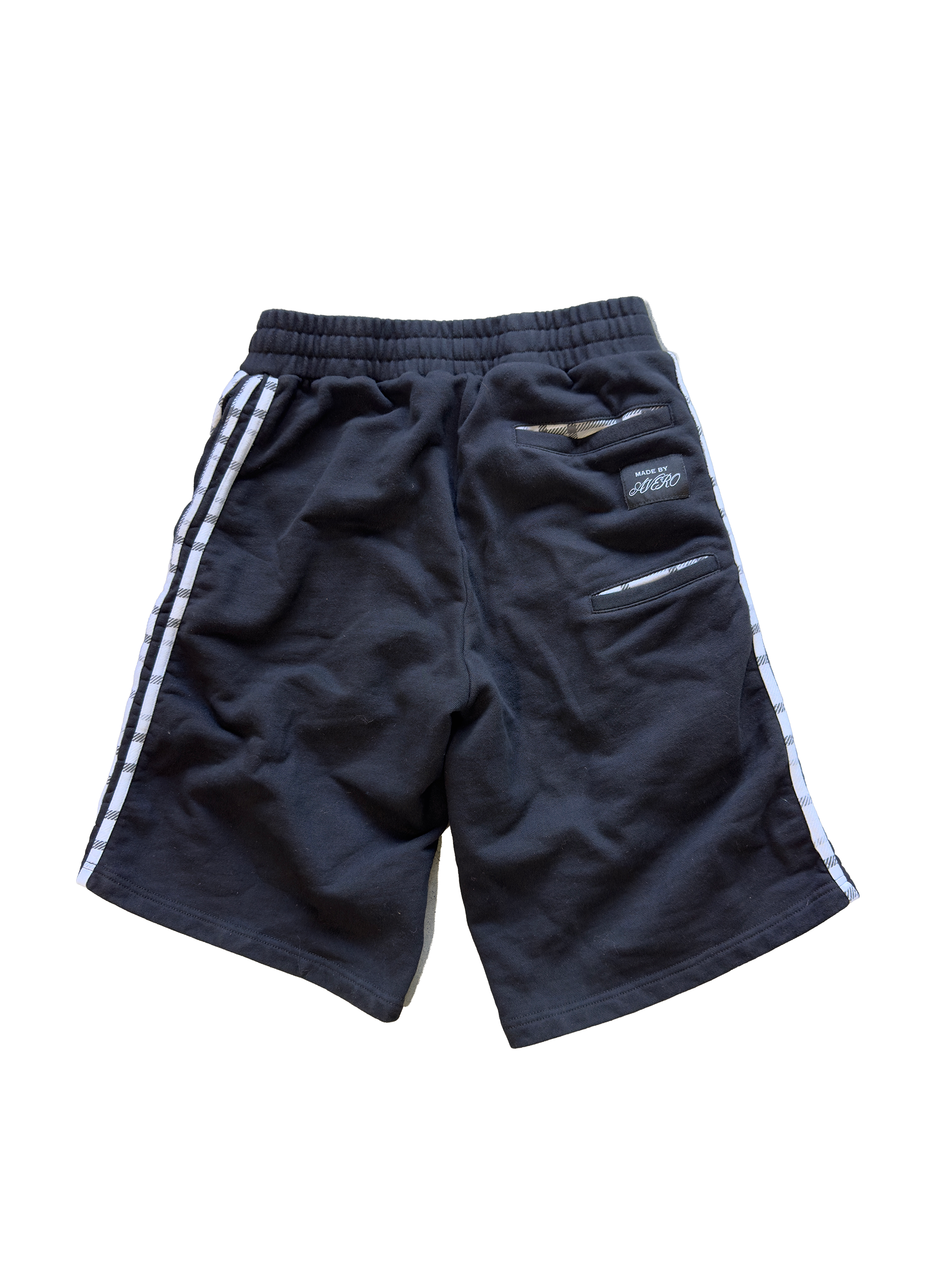 avero black shorts